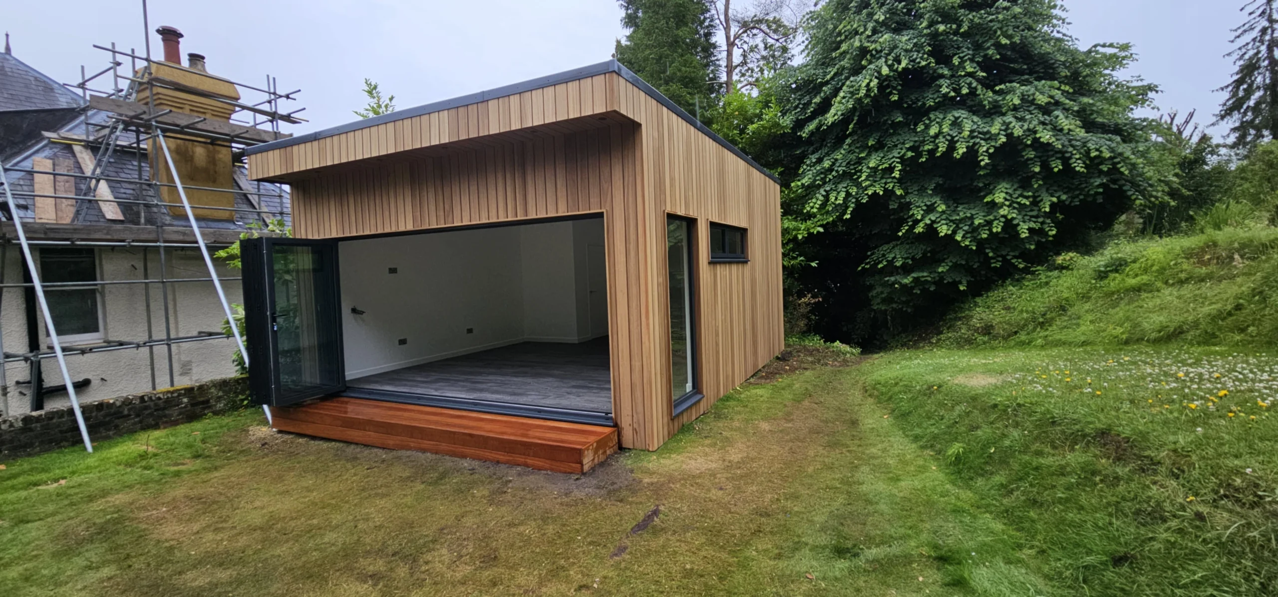 Bespoke garden room in Sussex